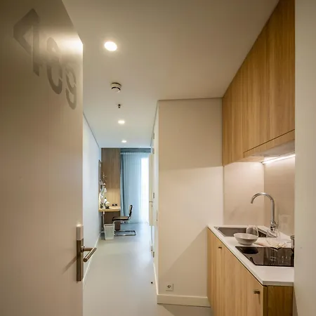 Micampus Tower Student بورتو