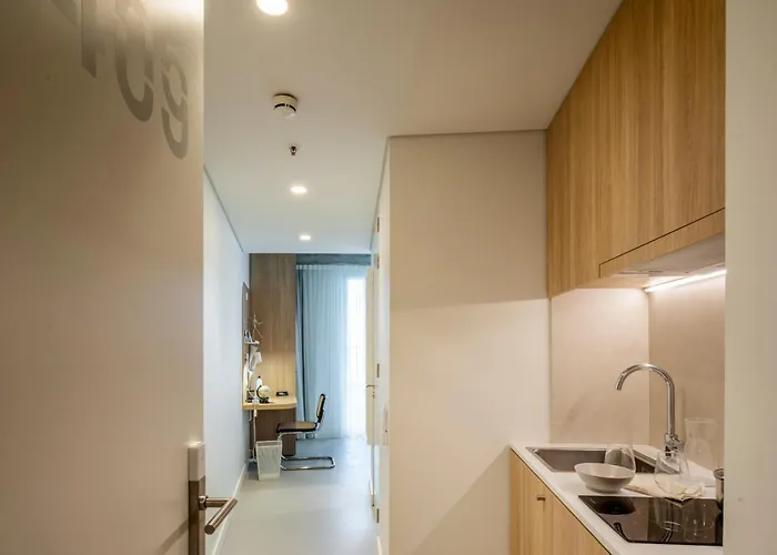 Micampus Tower Student Порту